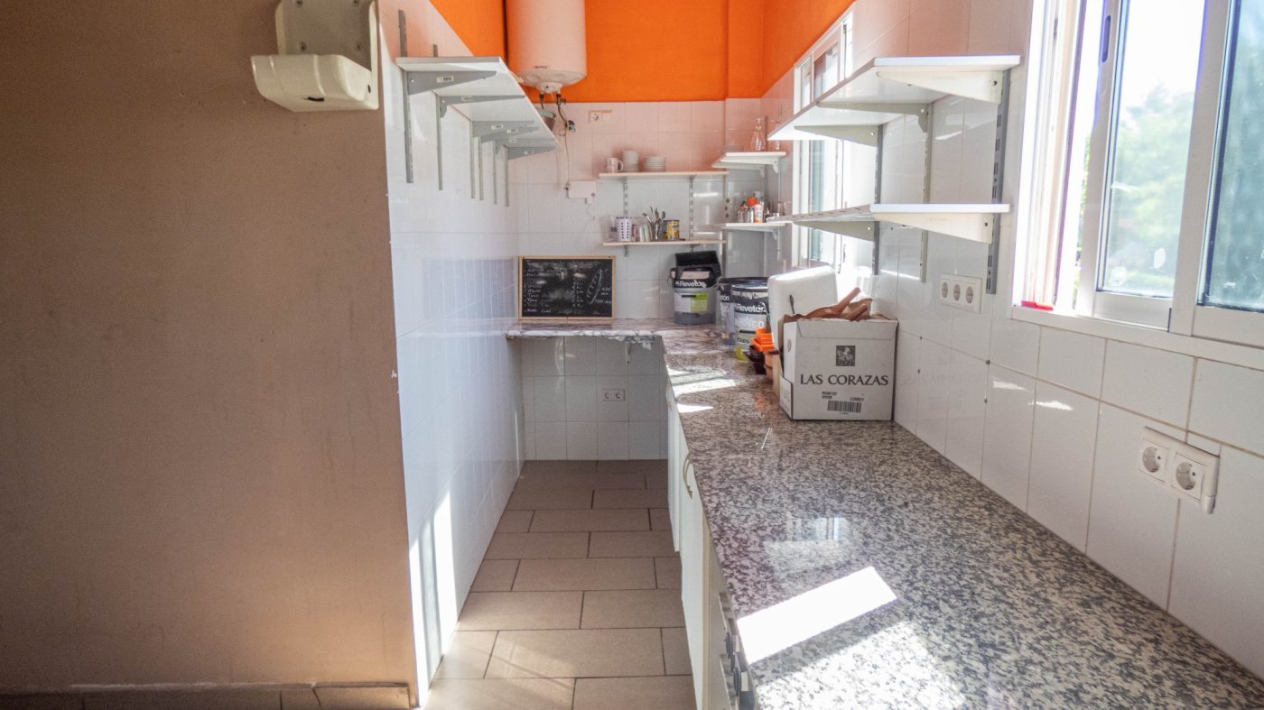 Commercial in Algorfa - Caza De Casa