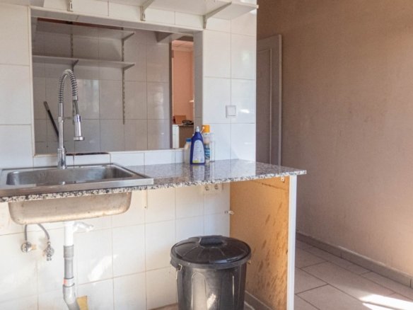 Commercial in Algorfa - Caza De Casa