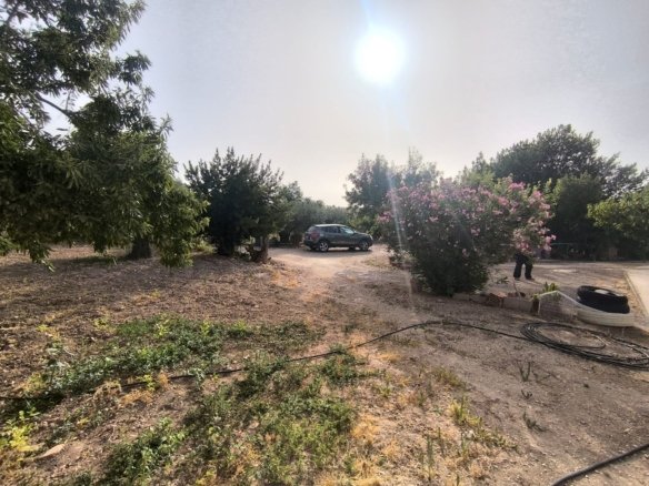 3 Bedroom 1 Bathroom Country House in Pinoso - Caza De Casa