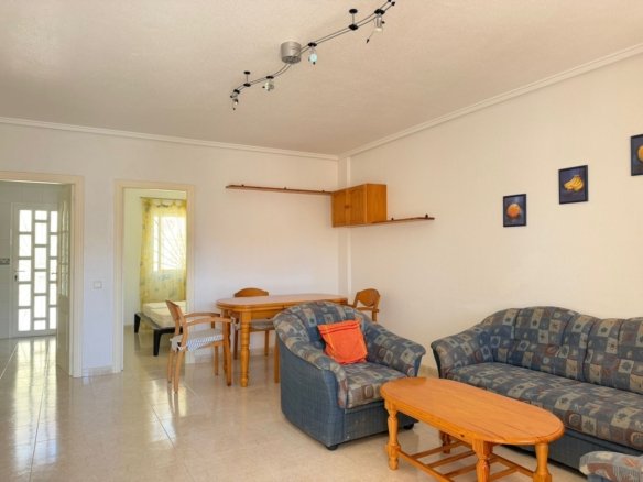 3 Bedroom 2 Bathroom Town House in Ciudad Quesada - Caza De Casa