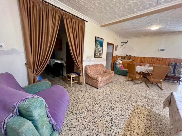10 Bed 2 Bath Country House in Monóvar/Monóver - Caza De Casa