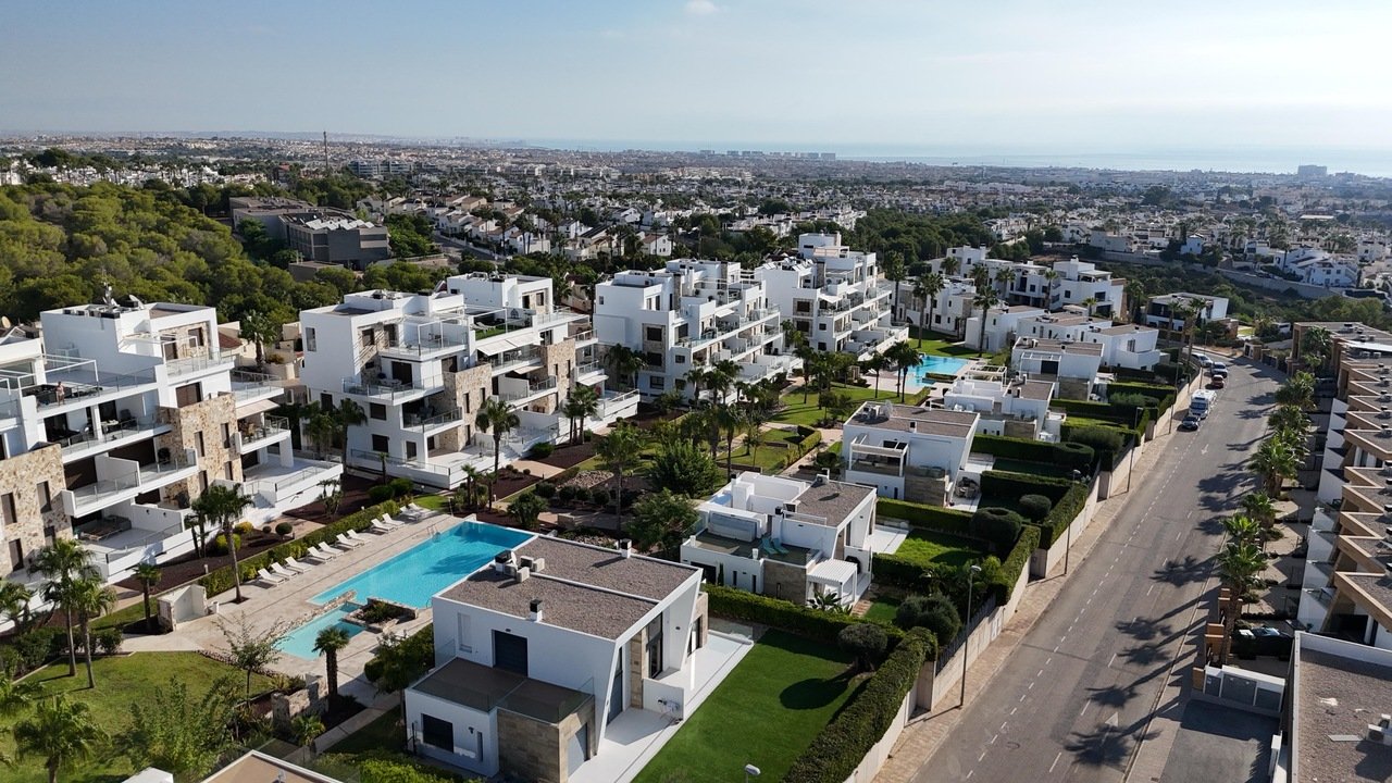 3 Bedroom 2 Bathroom Villa in Los Dolses - Caza De Casa