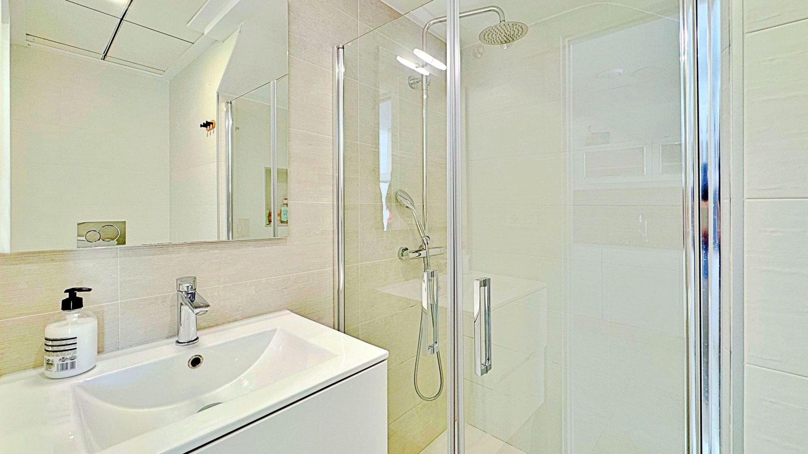 3 Bedroom 3 Bathroom Town House in Torrevieja - Caza De Casa