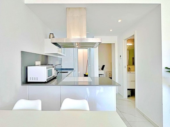 3 Bedroom 3 Bathroom Town House in Torrevieja - Caza De Casa