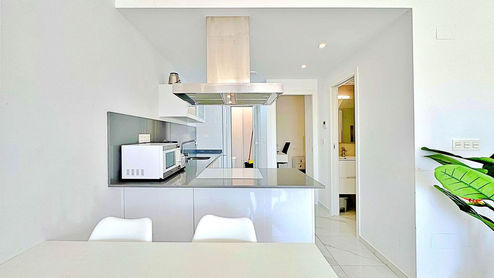 3 Bedroom 3 Bathroom Town House in Torrevieja - Caza De Casa