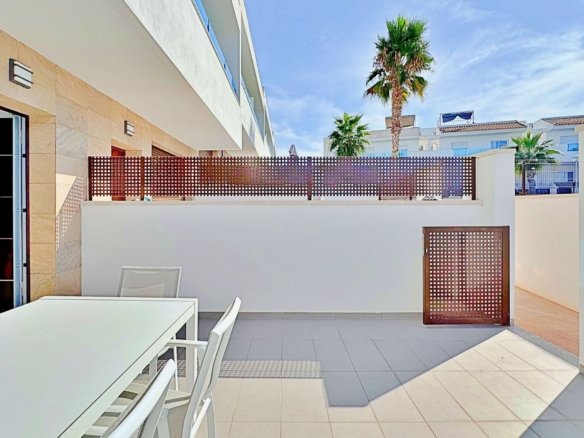 3 Bedroom 3 Bathroom Town House in Torrevieja - Caza De Casa
