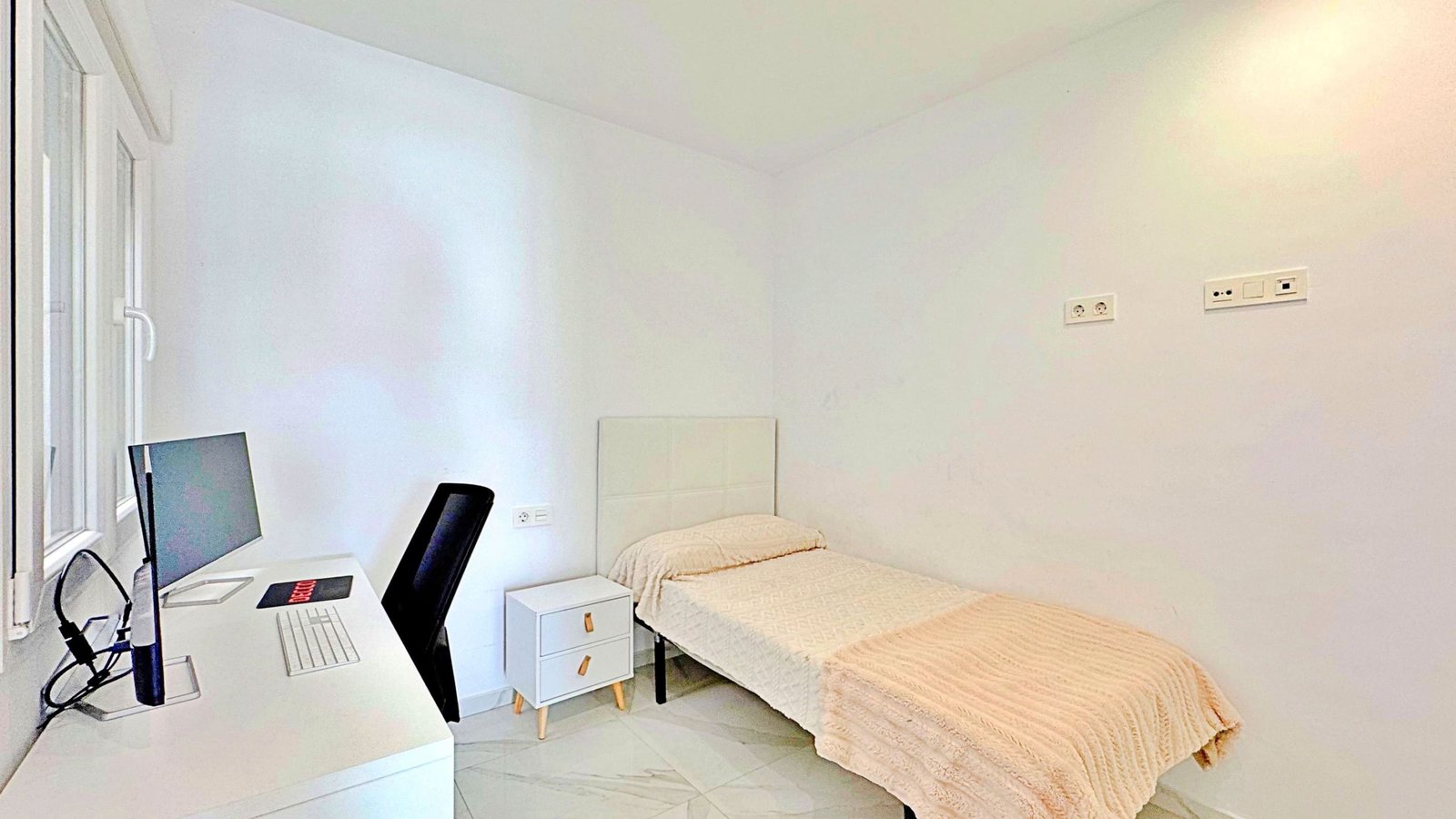 3 Bedroom 3 Bathroom Town House in Torrevieja - Caza De Casa