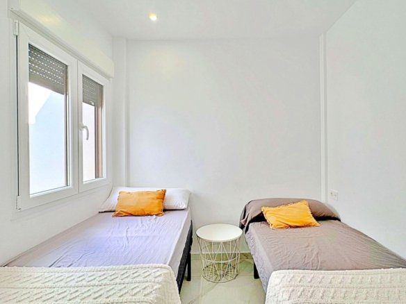3 Bedroom 3 Bathroom Town House in Torrevieja - Caza De Casa