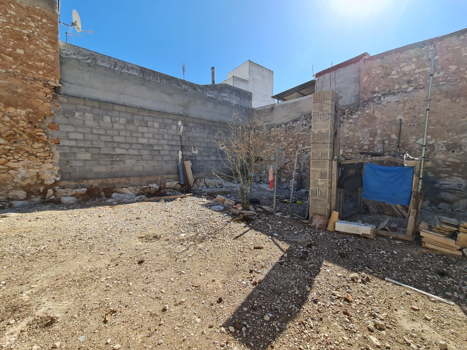 Land in Pinoso - Caza De Casa
