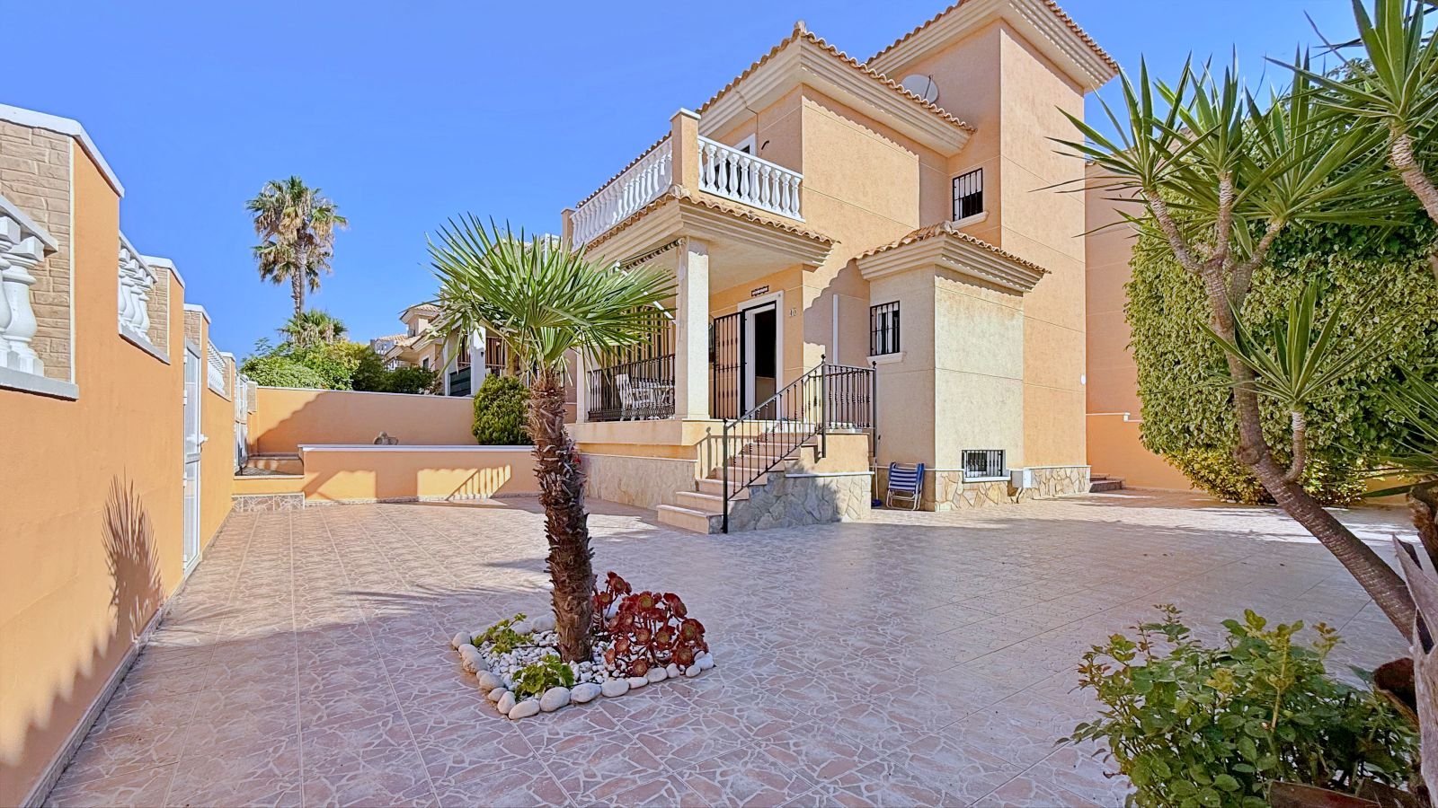 4 Bed 2 Bath Villa in Orihuela - Caza De Casa