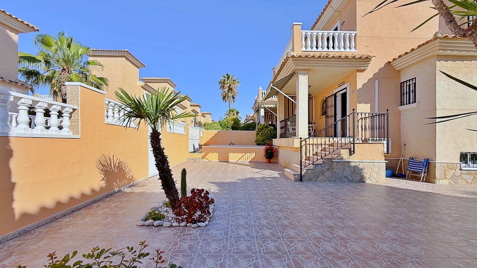 4 Bed 2 Bath Villa in Orihuela - Caza De Casa