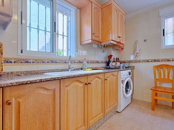 4 Bed 2 Bath Villa in Orihuela - Caza De Casa