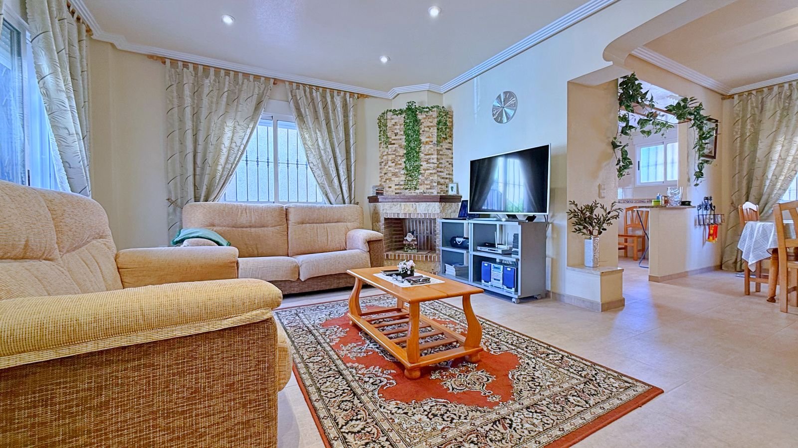 4 Bed 2 Bath Villa in Orihuela - Caza De Casa