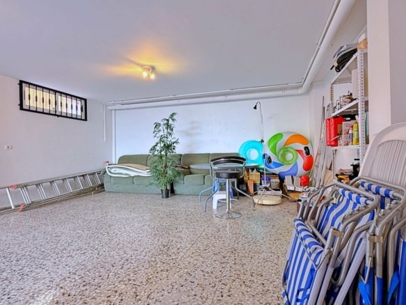 4 Bed 2 Bath Villa in Orihuela - Caza De Casa