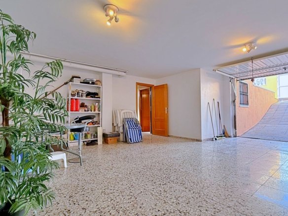 4 Bed 2 Bath Villa in Orihuela - Caza De Casa