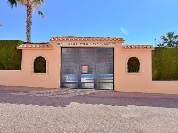 4 Bed 2 Bath Villa in Orihuela - Caza De Casa