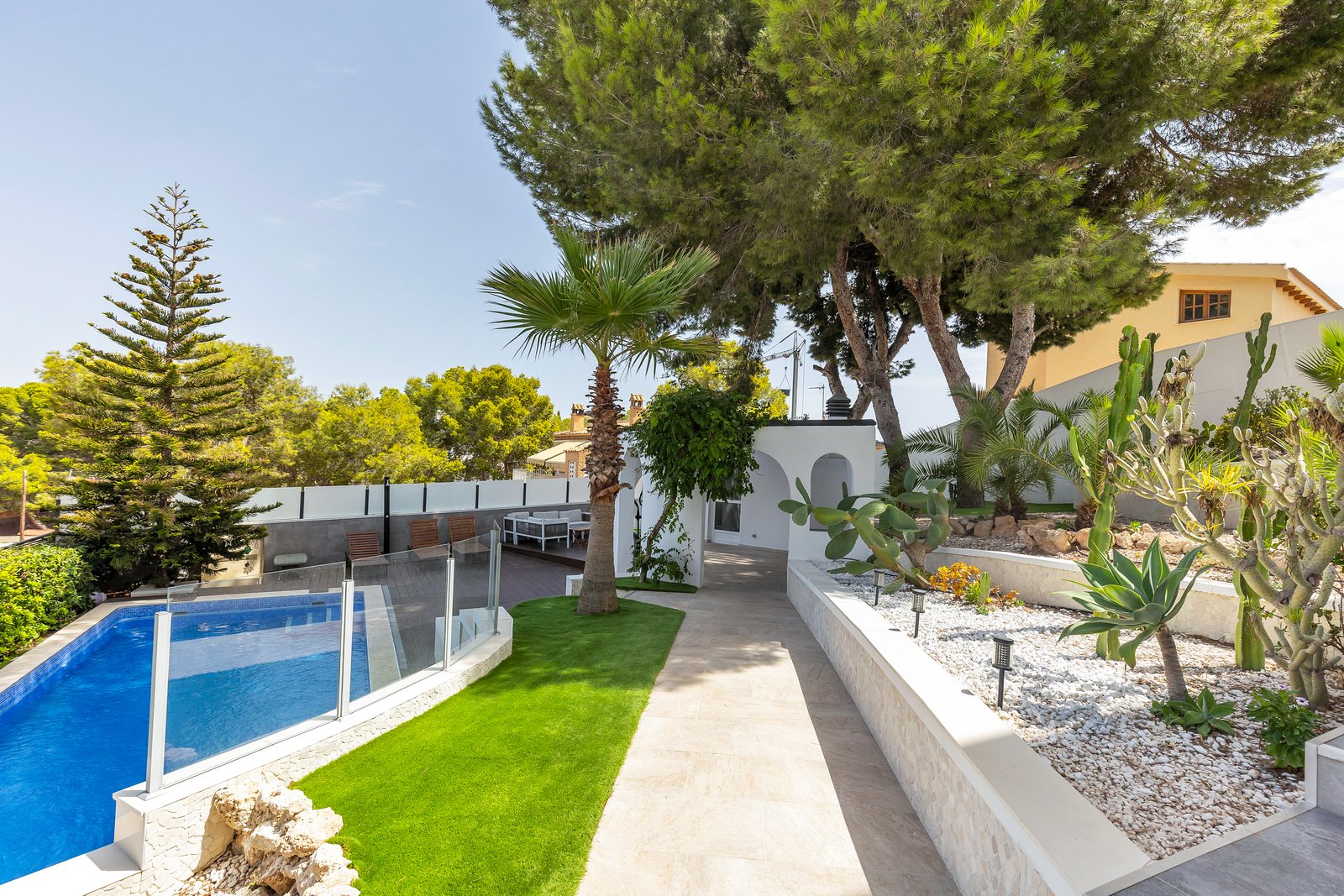 6a965d7a9e5a1_012024062903 6 Bedroom 3 Bathroom Villa in Torrevieja - Caza De Casa