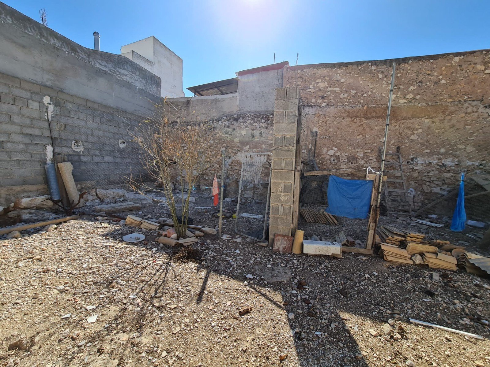 Land in Pinoso - Caza De Casa