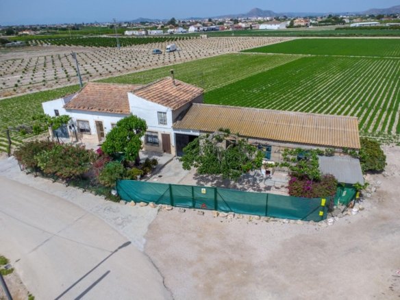 3 Bed 1 Bath Finca in Orihuela - Caza De Casa