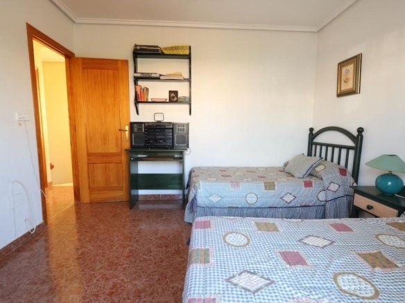 3 Bedroom 2 Bathroom Villa in Torrevieja - Caza De Casa