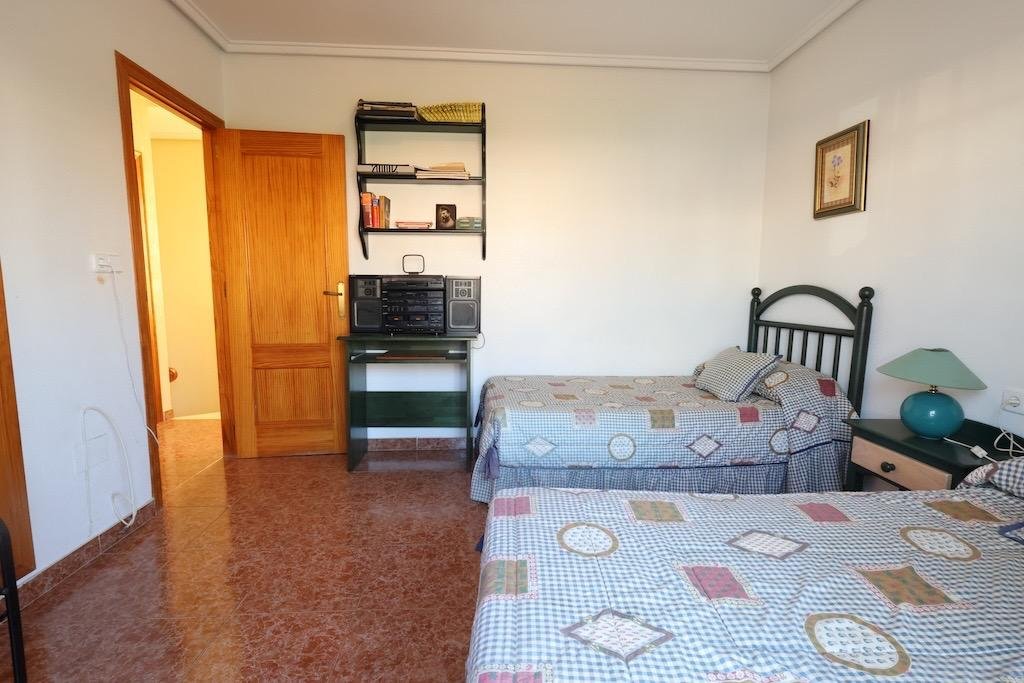 3 Bedroom 2 Bathroom Villa in Torrevieja - Caza De Casa