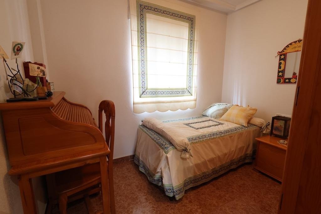 3 Bedroom 2 Bathroom Villa in Torrevieja - Caza De Casa