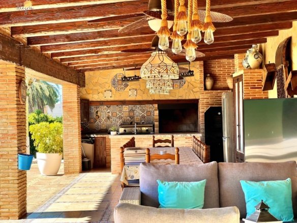 4 Bedroom 4 Bathroom Villa in Almoradi - Caza De Casa