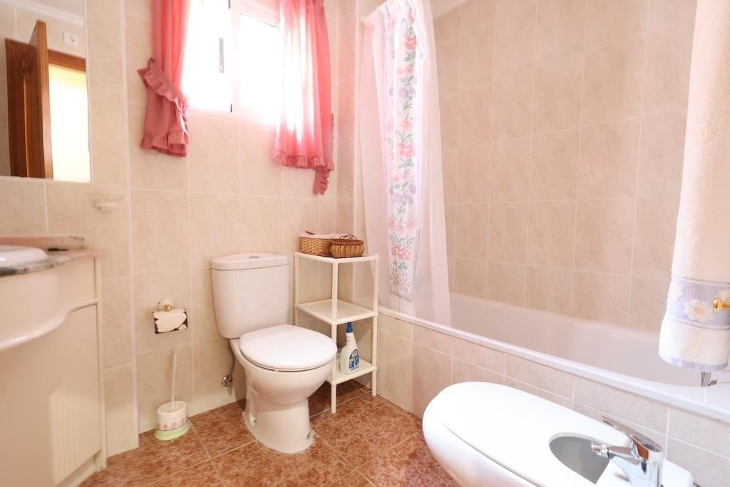3 Bedroom 2 Bathroom Villa in Torrevieja - Caza De Casa