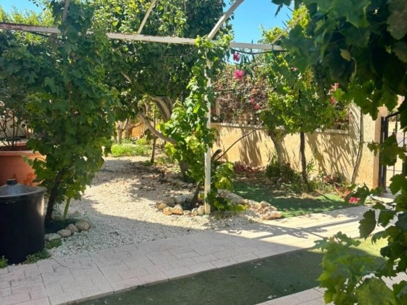 2 Bedroom 2 Bathroom Villa in Orihuela Costa - Caza De Casa
