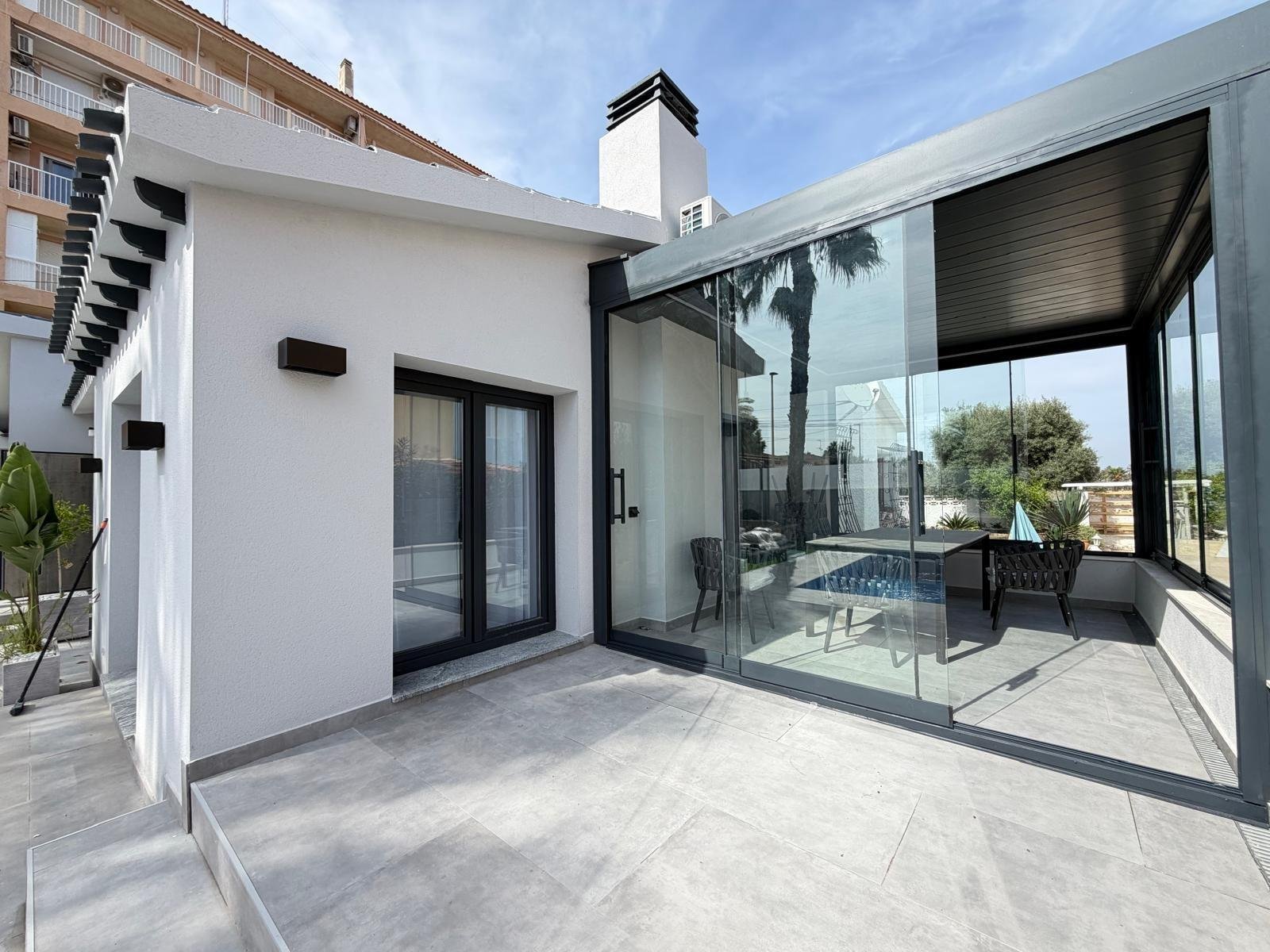 7-18 4 Bed 2 Bath Villa in Torrevieja - Caza De Casa