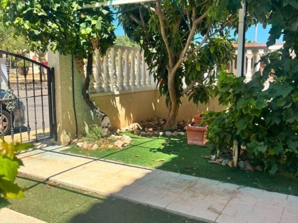 2 Bedroom 2 Bathroom Villa in Orihuela Costa - Caza De Casa
