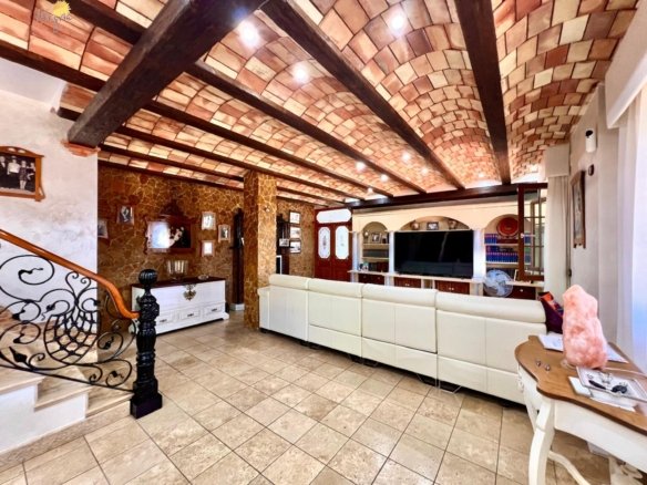 4 Bedroom 4 Bathroom Villa in Almoradi - Caza De Casa
