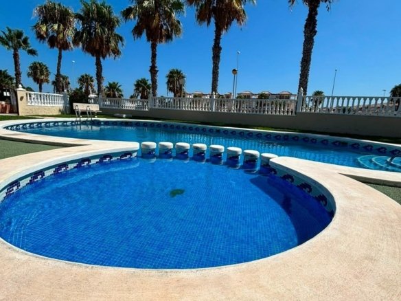 2 Bedroom 2 Bathroom Villa in Orihuela Costa - Caza De Casa
