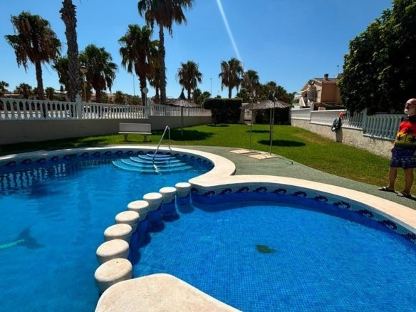 2 Bedroom 2 Bathroom Villa in Orihuela Costa - Caza De Casa