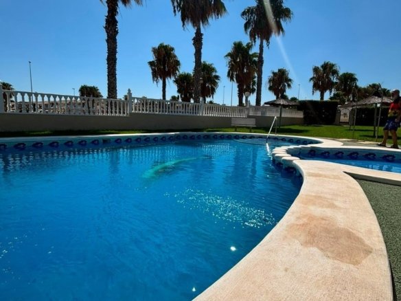 2 Bedroom 2 Bathroom Villa in Orihuela Costa - Caza De Casa