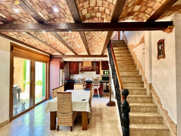 4 Bedroom 4 Bathroom Villa in Almoradi - Caza De Casa