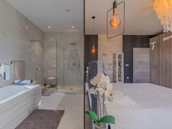 4 Bedroom 3 Bathroom Villa in Benijofar - Caza De Casa