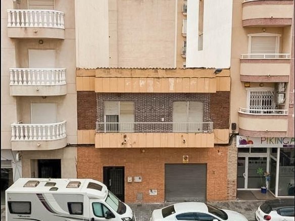 325 m² Land in Torrevieja - Caza De Casa