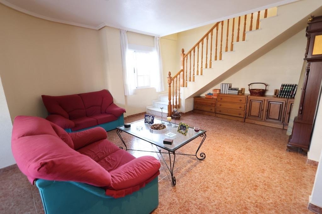3 Bedroom 2 Bathroom Villa in Torrevieja - Caza De Casa