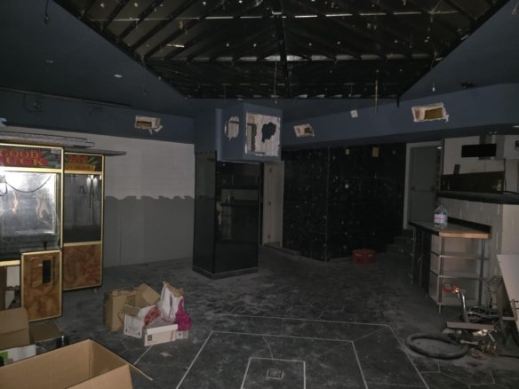Commercial in Torrevieja - Caza De Casa