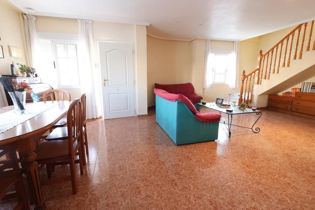 3 Bedroom 2 Bathroom Villa in Torrevieja - Caza De Casa