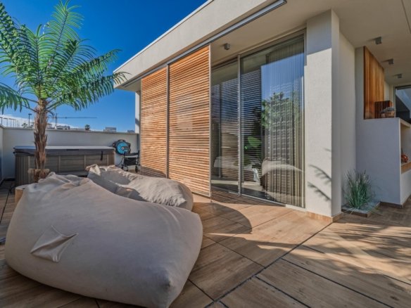 4 Bedroom 3 Bathroom Villa in Benijofar - Caza De Casa