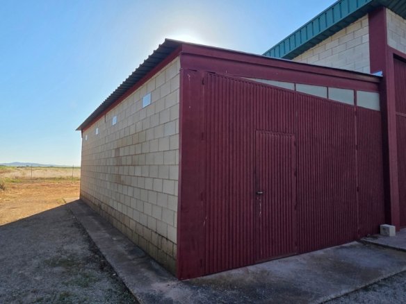 1 Bathroom Country House in Yecla - Caza De Casa