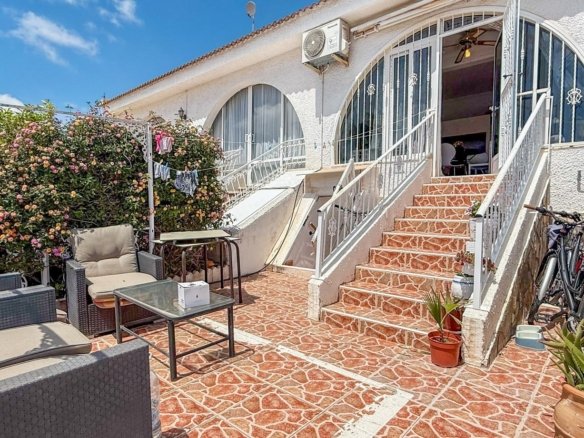 2 Bedroom 2 Bathroom Town House in Ciudad Quesada - Caza De Casa