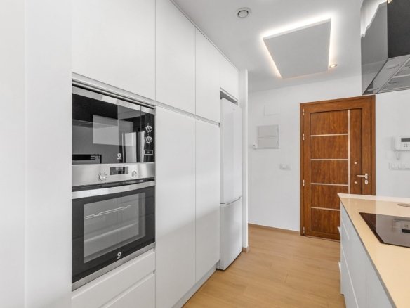 3 Bedroom 2 Bathroom Villa in Benijofar - Caza De Casa