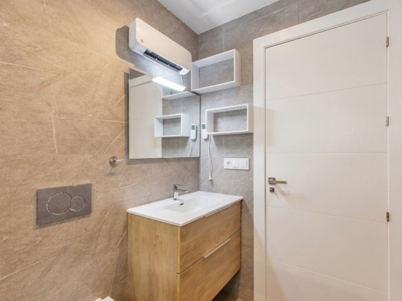 3 Bedroom 2 Bathroom Villa in Benijofar - Caza De Casa