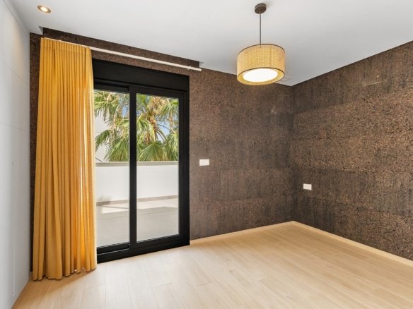 3 Bedroom 2 Bathroom Villa in Benijofar - Caza De Casa