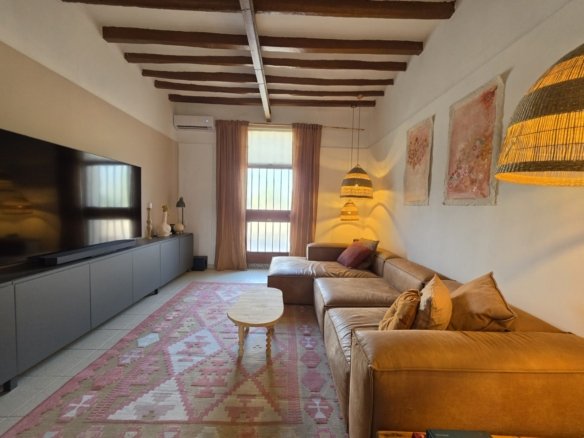 6 Bed 3 Bath Country House in Elche - Caza De Casa