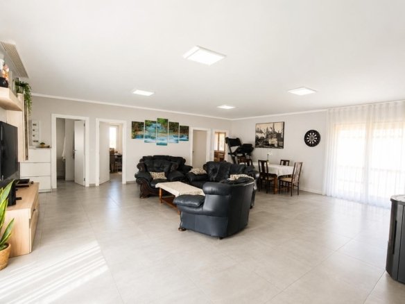 4 Bedroom 2 Bathroom Villa in Pinoso - Caza De Casa
