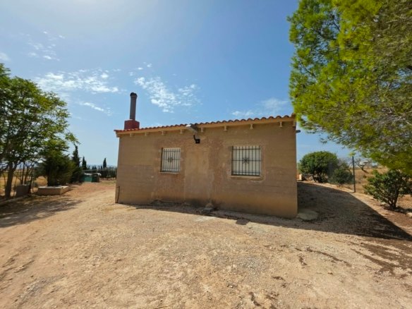3 Bedroom 1 Bathroom Country House in Jumilla - Caza De Casa